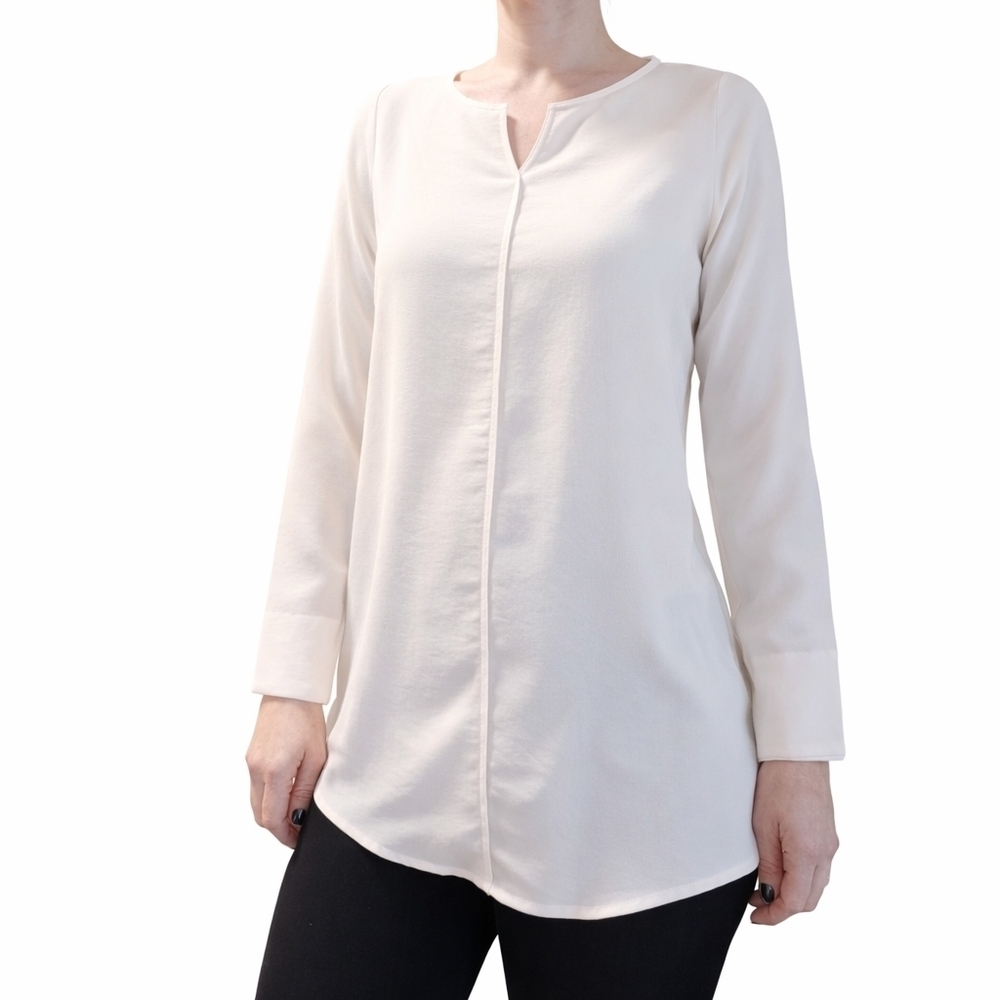 LOFT 82 Soft White Long Sleeve Blouse (Oak + Fort)